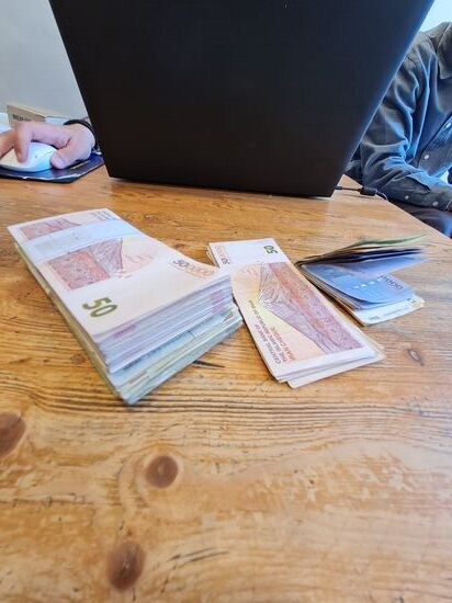 Das sind umgerechnet 100€