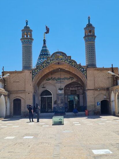 Der Schrein eines lokalen religiösen Mannes