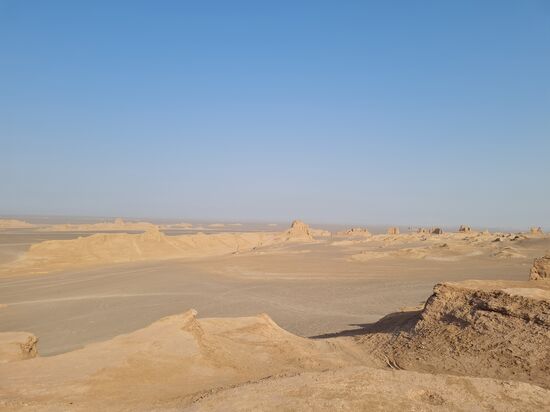 Die Kaluts, eigentlich ehemals Meeresgrund, der durch Wind erodierte, seit einiger Zeit UNESCO Weltkulturerbe