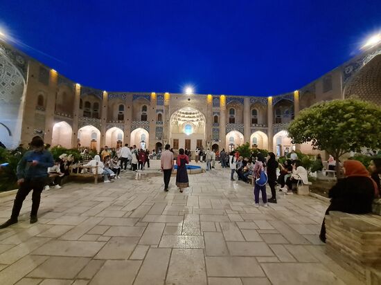 Alte Karawanserei in neuem Licht