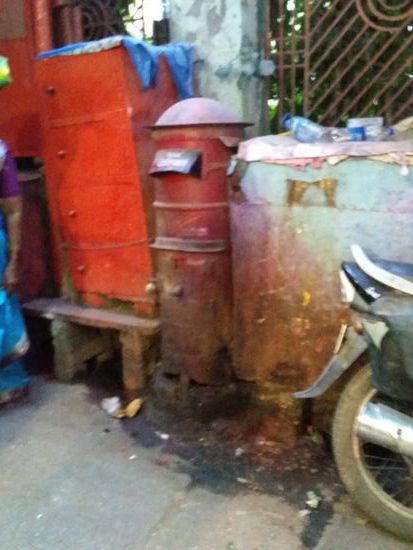 Der einzige briefkasten von varanasi 