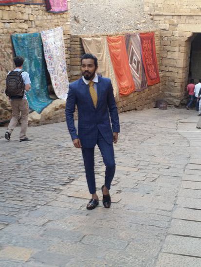 Die Moderne hält Einzug. Model Shooting am Forteingang