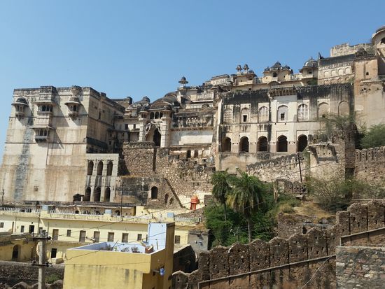 Der hier etwas unscharfe Palast von der Kötergrube aus