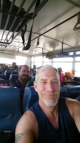 Genuß auch in der Holzklasse