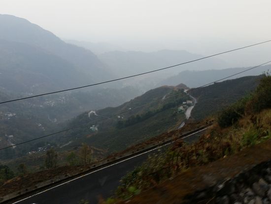 Streckenabschnitt Darjeeling-Shiliguri. A long and winding road