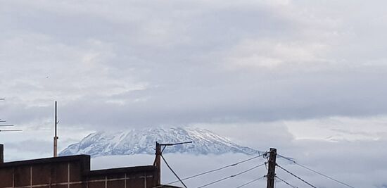 Der Kilimandscharo von der Guesthouseterrasse aus gesehen