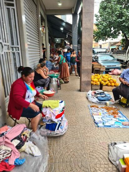 ..und die Frauen sorgen fürs Einkommen