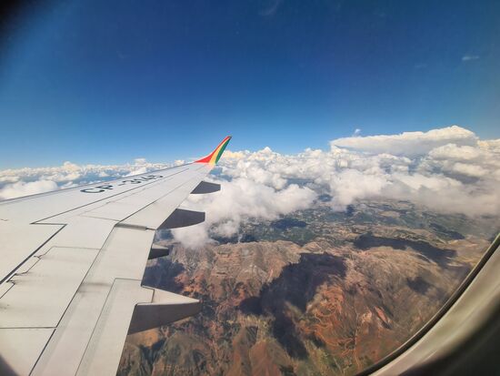 Sucre-La Paz 50min, mit Bus wären es mind 12