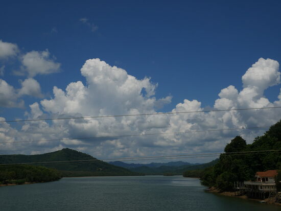 Der La-Un, ein Nebenarm des Kraburi