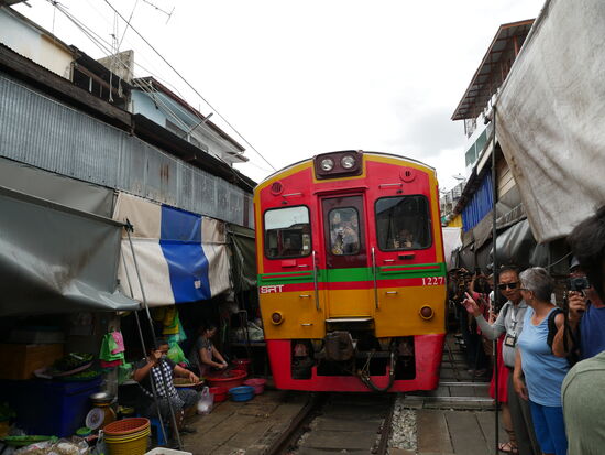 Auf dem Mae-Klong Markt