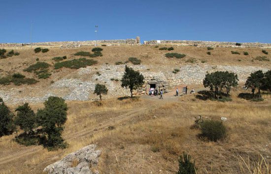 Hattusa - Stadtmauer mit dem Sphinx-Tor