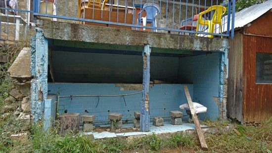 Kleiner Waschplatz vor der heutigen Moschee