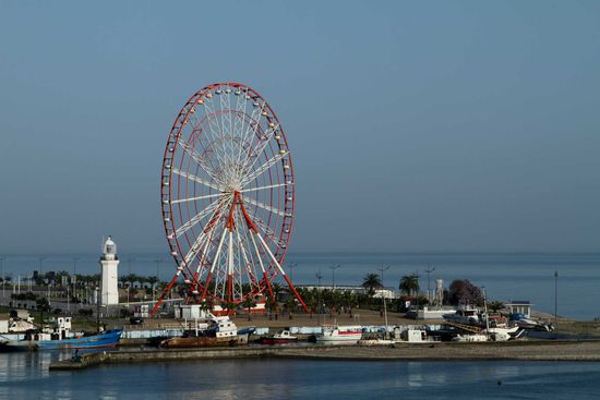 Riesenrad und Alter Leuchtturm