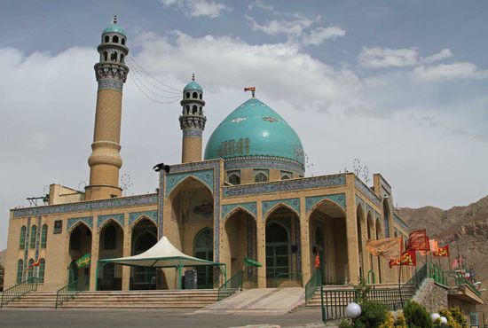 Moschee des kleinen Ortes Shahmirzad