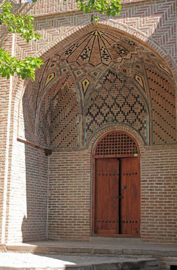 Im Innenhof der Karawanserei