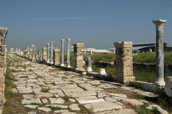 Die Syrische Straße