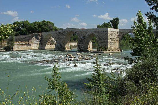 Brücke von Aspendos