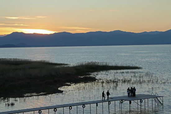 Stimmungsvoller Sonnenuntergang am Beysehir-See