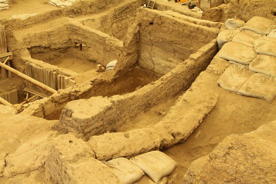 Grundmauern der Häuser