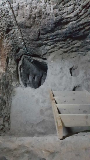 Abstieg in die untere Etage