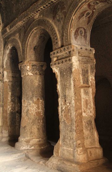 Kirche von Selime - bemalte Pfeiler