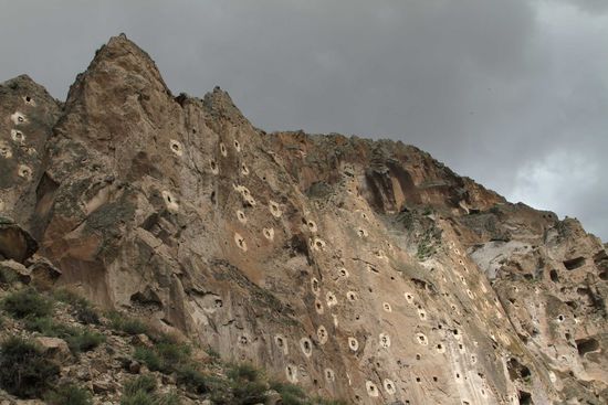 Im Soganli-Tal finden wir Höhlen-Hochhäuser