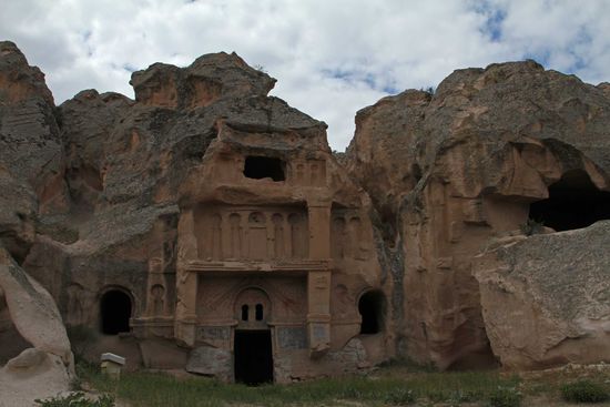 Verzierte Kirchenfassaden