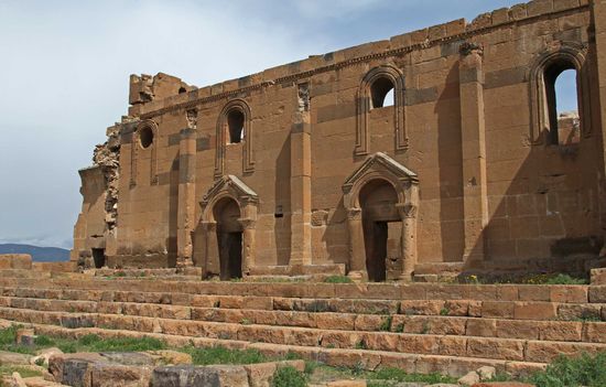 Die Yerenyk Basilika-Ruine