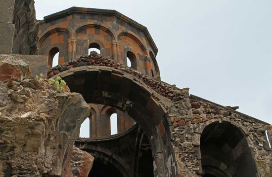 Die Kathedrale von Talin