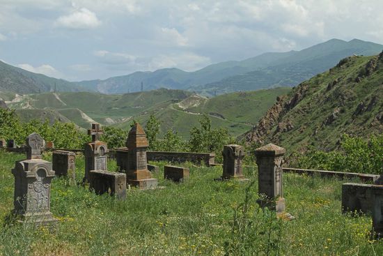 Vorotnavankh Kloster - alter Friedhof