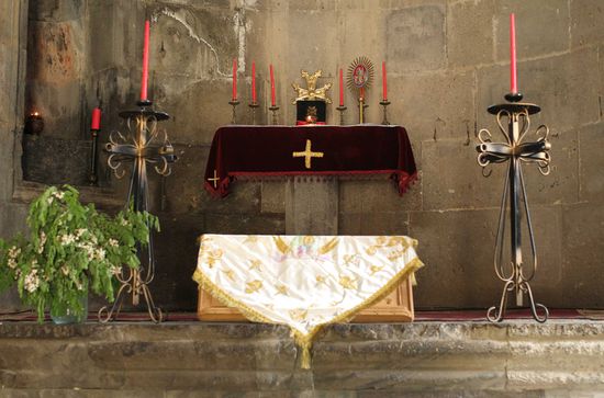 Hl. Grigor Kirche - der Altar