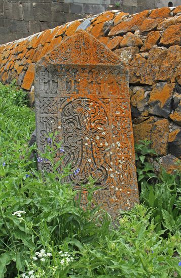 Das Kloster Makhenis - Kreuzstein