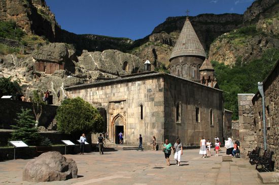 Kloster Geghard - der Klosterhof