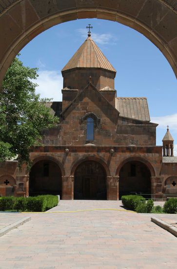 Die St. Gajane Kirche