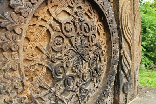 Makharavankh-Kloster - Kreuzstein