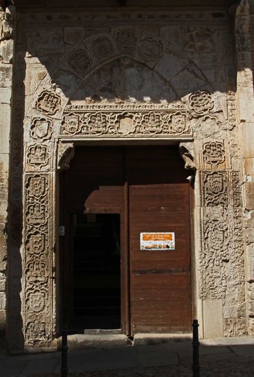 Convento de Santa Isabel - Eingangsportal