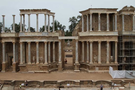 Das Römische Theater - wundervolles Bühnenhaus