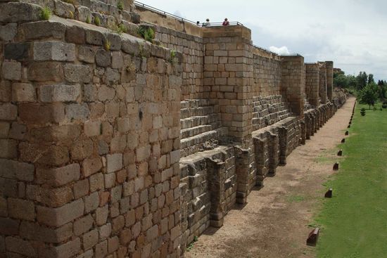 Alcazaba - Wehrmauer