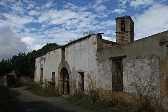 Castillo de Alba - verlassene Häuser