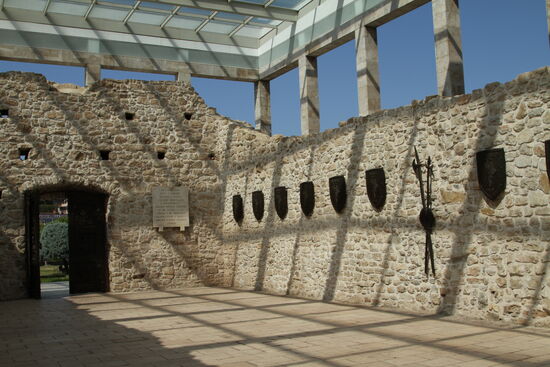 St. Nikolaus-Kirche und Skanderbeg-Mausoleum