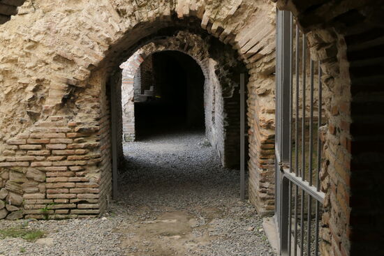 Durres - die Katakomben des Amphitheaters