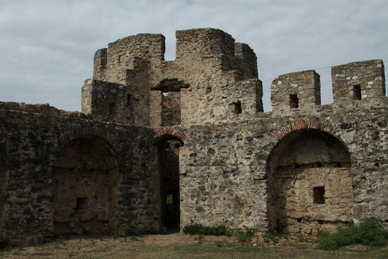 Die Festung BashtovaDie Festung Bashtova