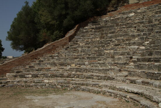 Odeon – für musikalische und kulturelle Veranstaltungen bis 300 Personen, 
2. Jh. n. Chr.