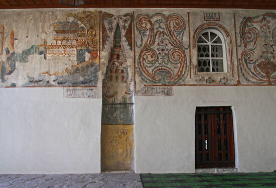 Die bemalte Junggesellen-Moschee