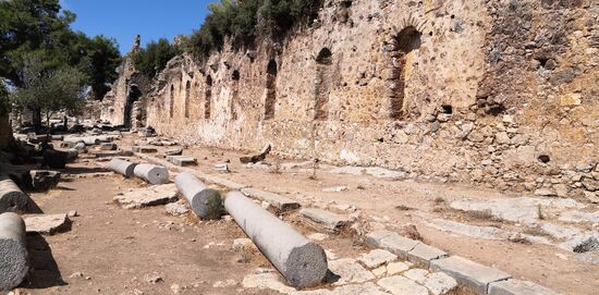 Syedra - die Kolonnadenstraße