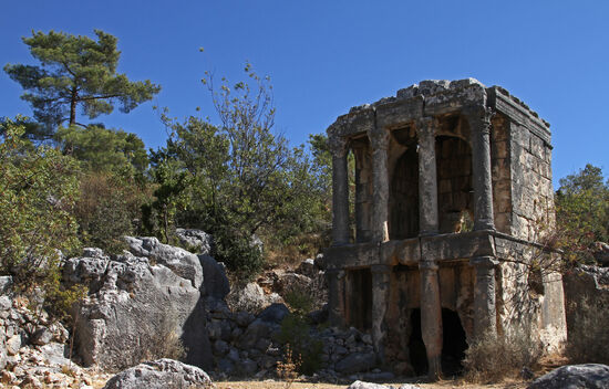 Haus- und Tempelgräber von Imbriogon, aus dem 2.-3. Jh., Ort Demircili