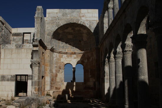 Cambazli – byzantinische, dreischiffige Emporenbasilika, aus dem 5. Jh.