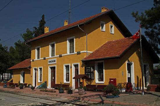 Der kleine Bahnhof Hacikiri