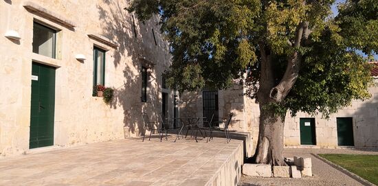 Maskovica Han - im Innenhof