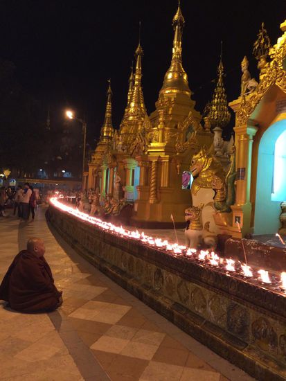 "Shwedagon Pagode"